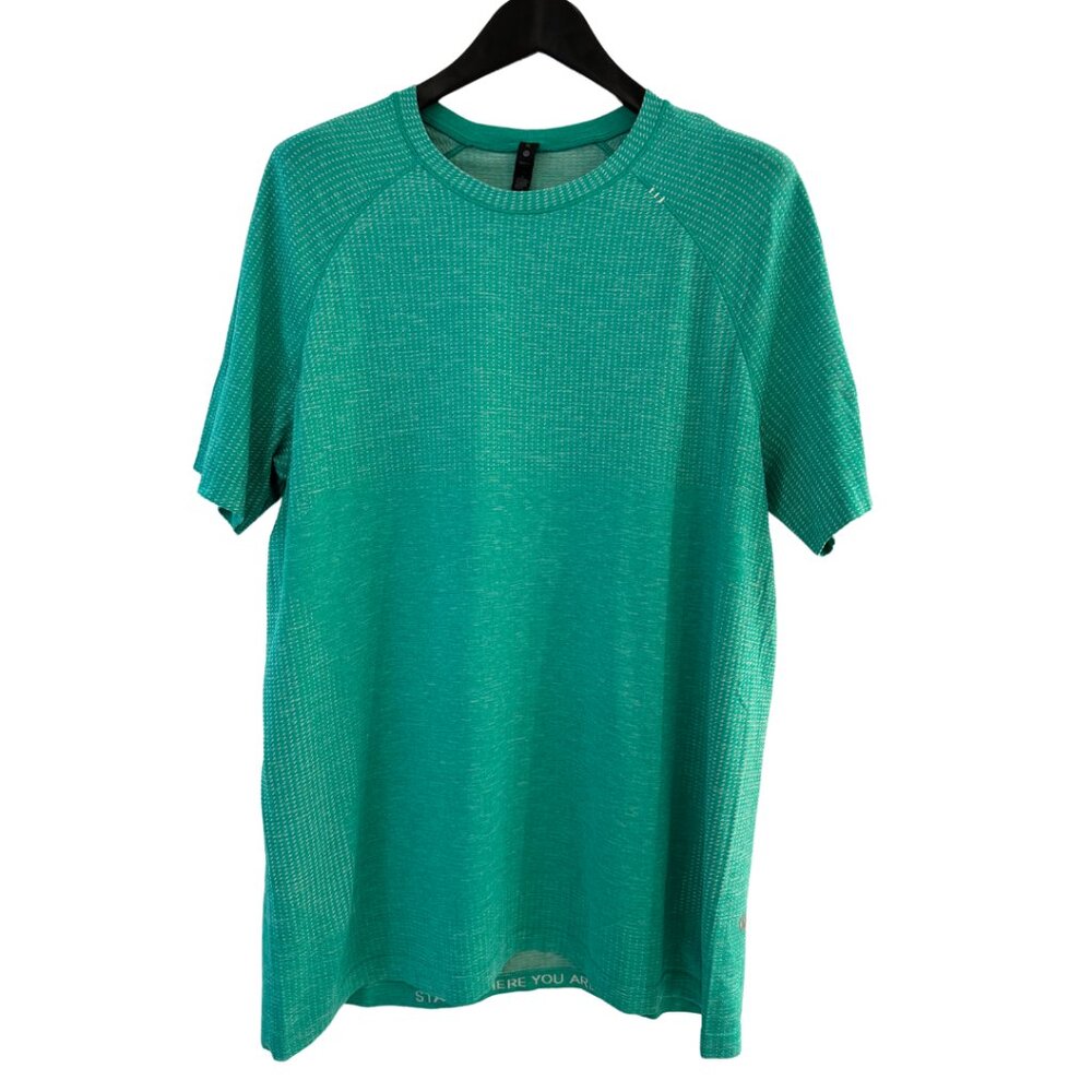 Lululemon Men's Vent Tech Short Sleeve XL in Green